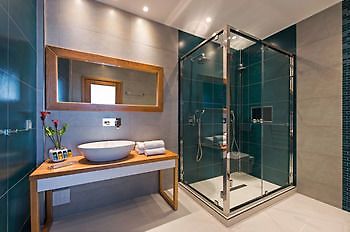 Aura Suites 이메로비글리 외부 사진